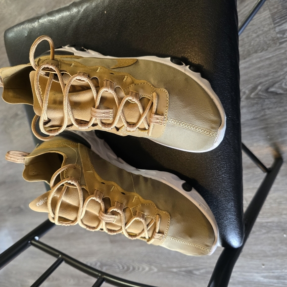 Nike Other - Nike React Element 55 Metallic Gold Men 8 Metallic Gold Run Shoes BQ6166-700